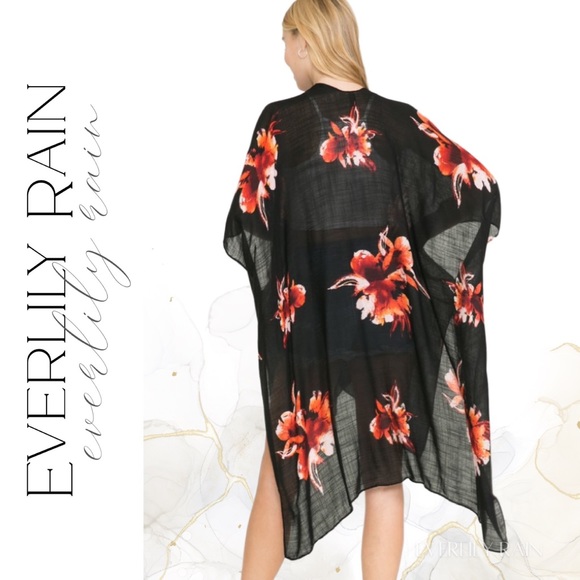 LAST ONE! Floral Print Boho Kimono Wrap - Picture 13 of 15